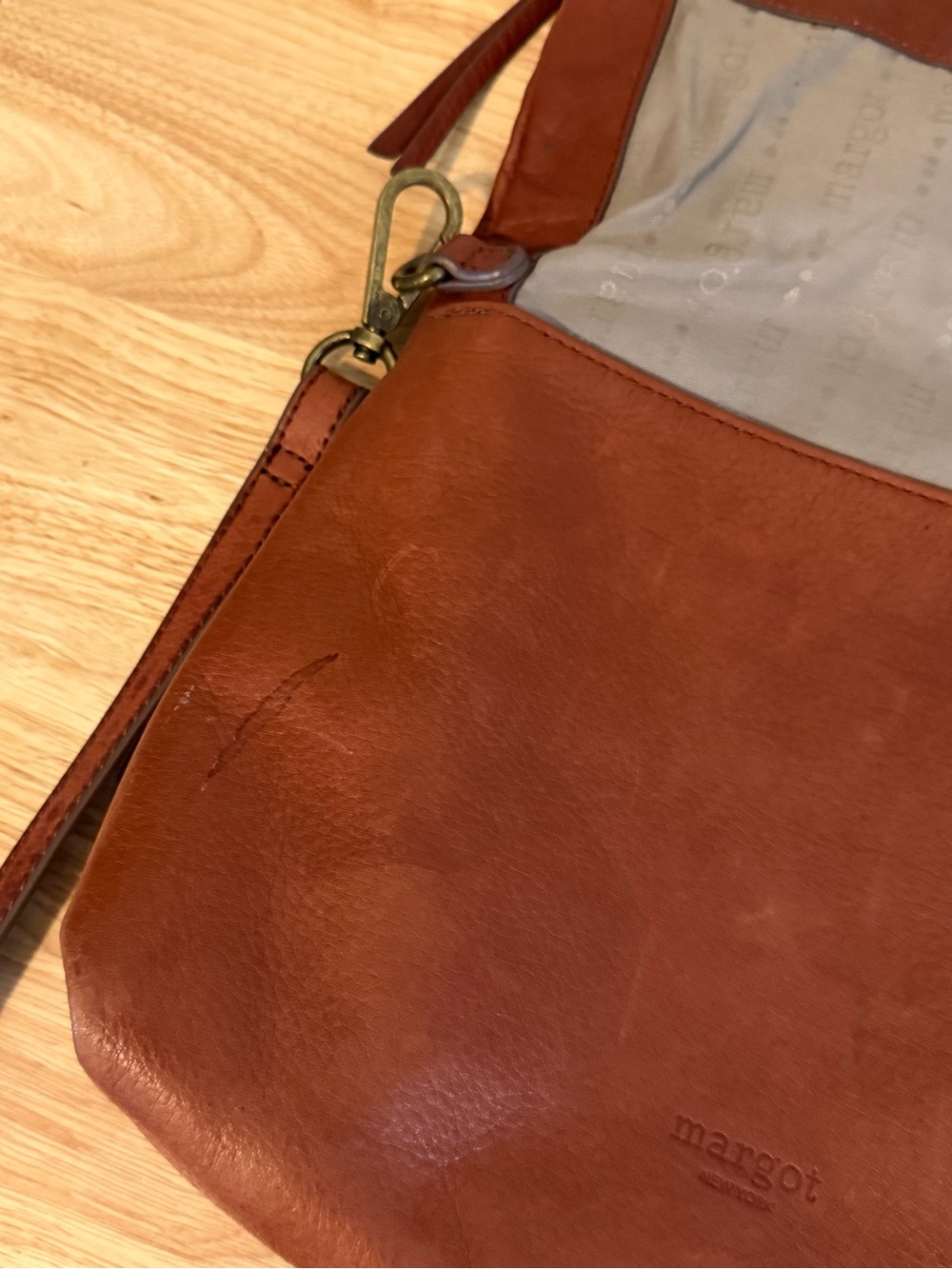 Margot New York Leather Crossbody Shoulder Bag Distressed Fold Over Purse - Picture 2 of 13